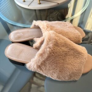 Sanctuary fuzzy sandals